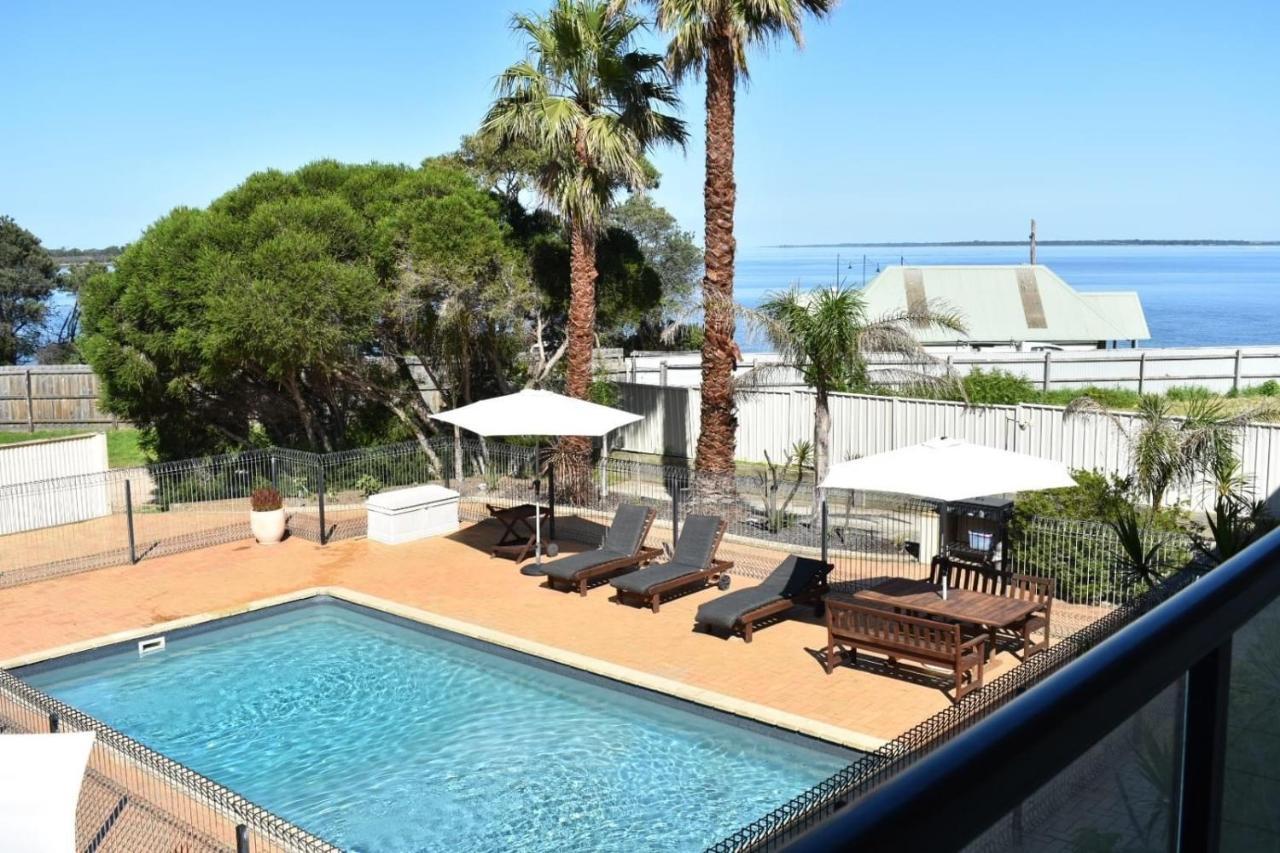 Metung Waters Motel And Apartments מראה חיצוני תמונה