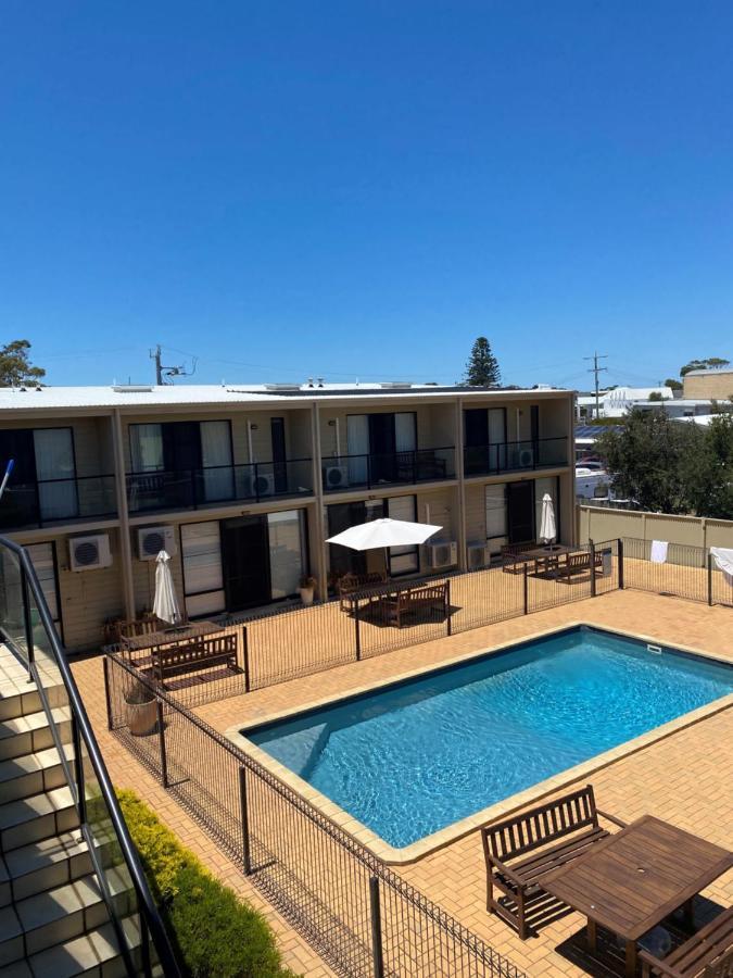 Metung Waters Motel And Apartments מראה חיצוני תמונה
