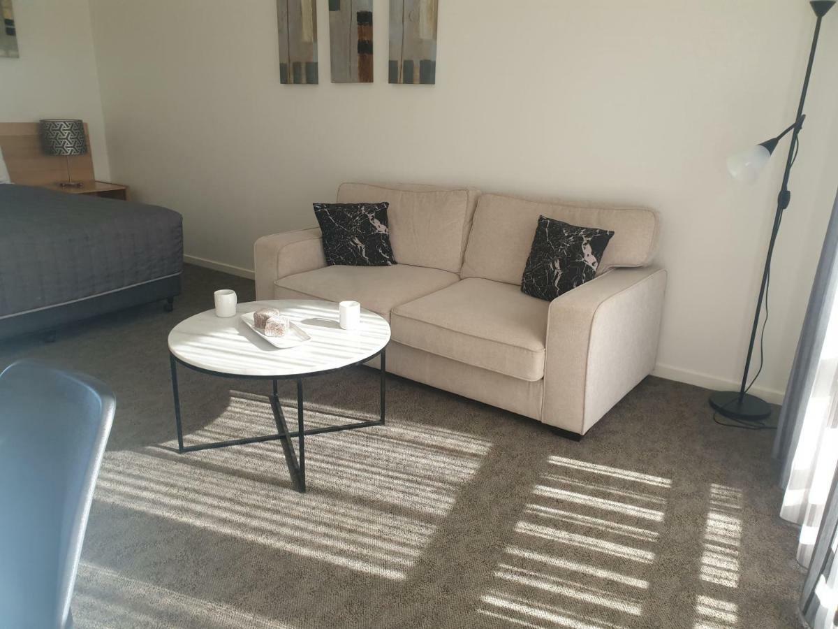 Metung Waters Motel And Apartments מראה חיצוני תמונה